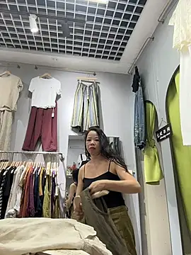 honghong mother online show from July 20, 2026, 10:50 am