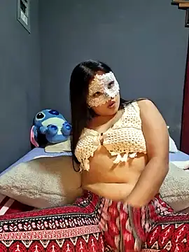 ChiquitaPeroNalgona online show from June 15, 2026, 2:34 am