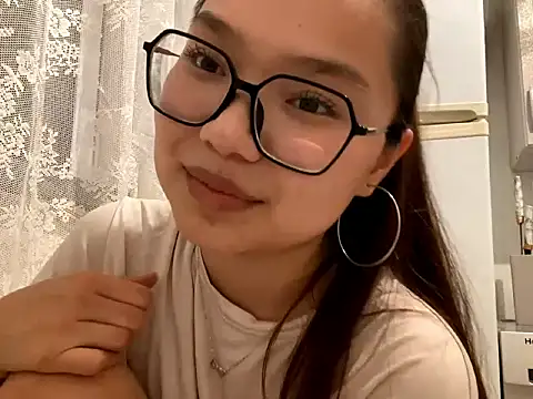 LightMarou online show from June 3, 2026, 6:56 pm