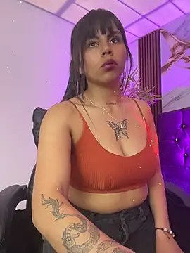 Candy ec online show from June 20, 2026, 7:41 pm