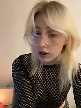 xp blondie online show from June 21, 2026, 8:14 pm