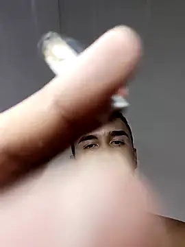 ANDRES HOT-1996 online show from May 6, 2026, 6:12 pm