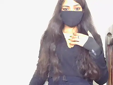 Snapshot of Hot-Roshni chatting on July 13, 2026, 7:57 pm Hot-Roshni online show from July 13, 2026, 7:57 pm