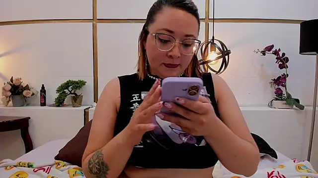 TaylorrCooper online show from June 3, 2026, 11:55 am