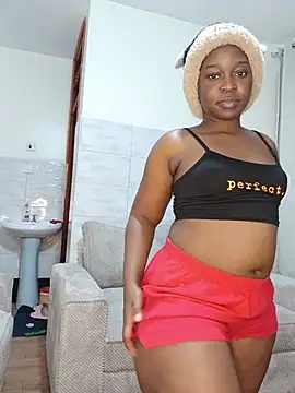 Snapshot of Ssexyie_juls chatting on July 30, 2026, 7:02 pm Ssexyie juls online show from July 30, 2026, 7:02 pm