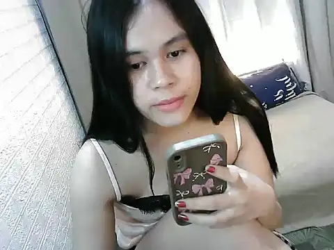 Yourslut Angelx online show from June 7, 2026, 3:12 am
