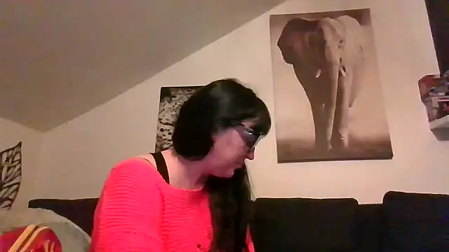 sexujuly88 online show from April 3, 2026, 11:33 pm