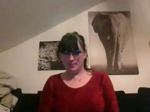 Snapshot of sexujuly88 chatting on November 9, 2025, 12:58 am sexujuly88 online show from November 9, 2025, 12:58 am