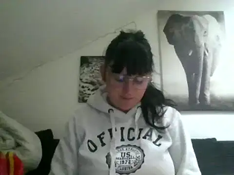 sexujuly88 online show from February 25, 2025, 8:25 am