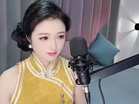 Snapshot of Momo-Wow chatting on June 11, 2026, 6:32 am Momo-Wow online show from June 11, 2026, 6:32 am