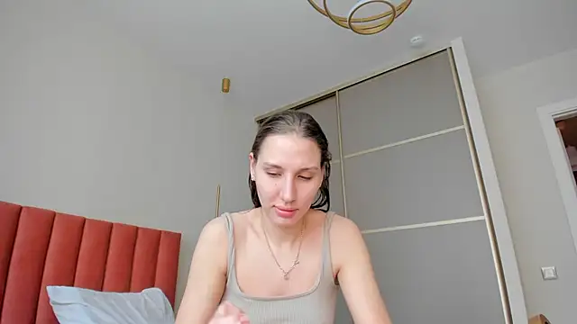 Snapshot of SofiClimbing chatting on March 5, 2025, 5:29 am SofiClimbing online show from March 5, 2025, 5:29 am