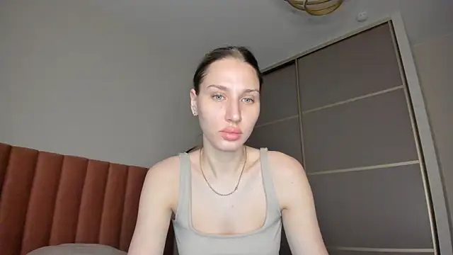 Snapshot of SofiClimbing chatting on March 5, 2025, 12:27 am SofiClimbing online show from March 5, 2025, 12:27 am