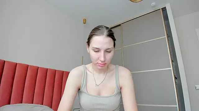 Snapshot of SofiClimbing chatting on March 4, 2025, 4:38 am SofiClimbing online show from March 4, 2025, 4:38 am