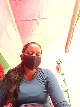 Snapshot of siwanijha007 chatting on July 16, 2026, 8:11 am siwanijha007 online show from July 16, 2026, 8:11 am