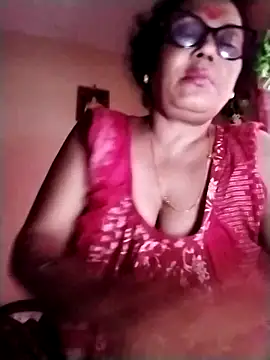 Snapshot of chatterjeesayani567 chatting on July 15, 2026, 2:07 am chatterjeesayani567 online show from July 15, 2026, 2:07 am