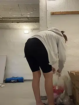 PregnantEmilia online show from July 4, 2026, 9:15 am