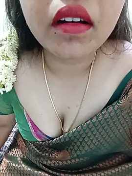 Snapshot of Anushka_tamil_kannada chatting on June 18, 2026, 6:12 am Anushka tamil kannada online show from June 18, 2026, 6:12 am