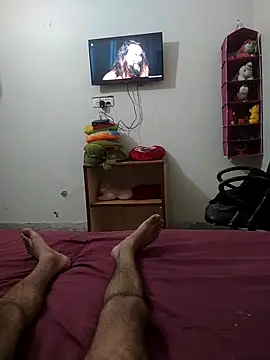 hotyuvraj69 online show from June 2, 2026, 7:58 pm