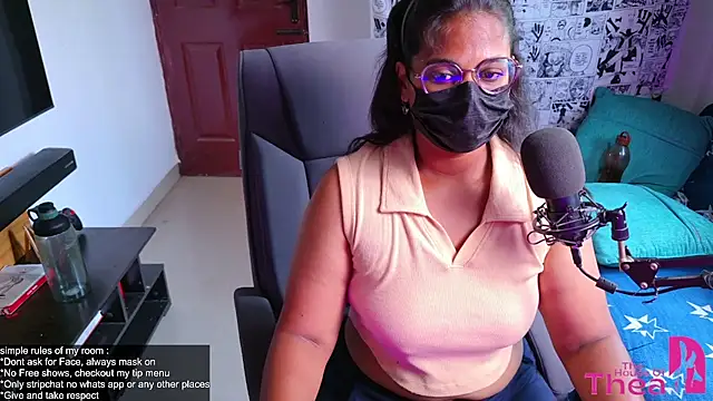 Snapshot of thea_rachel chatting on July 13, 2026, 4:12 am thea rachel online show from July 13, 2026, 4:12 am
