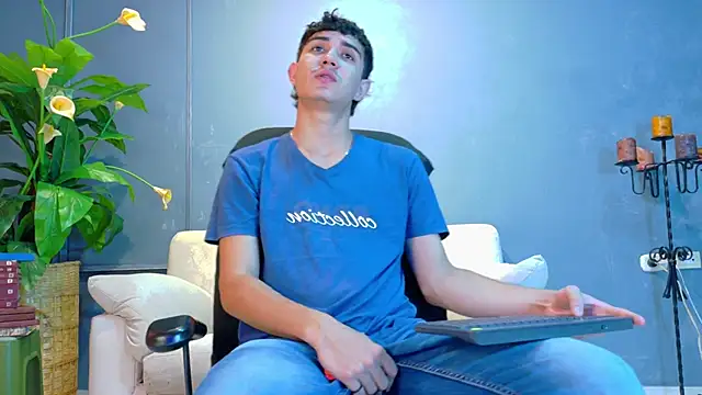 aalejo gray online show from June 2, 2026, 1:22 pm