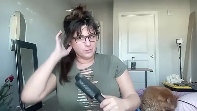 maddiliz online show from December 22, 2025, 9:04 pm