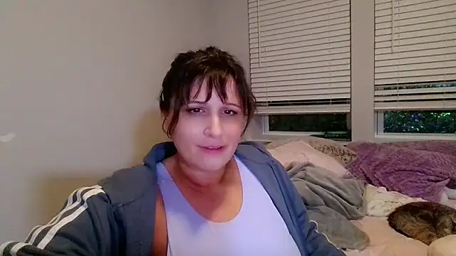 maddiliz online show from February 3, 2026, 3:59 am