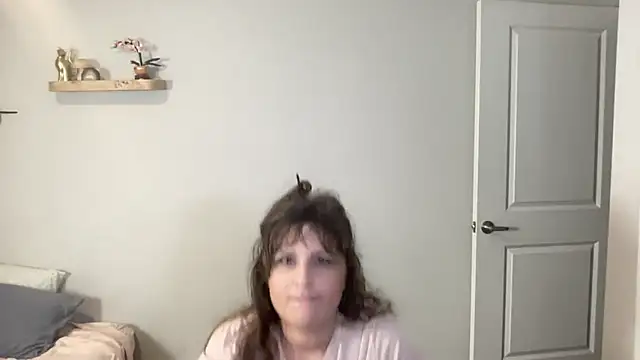 Snapshot of maddiliz chatting on October 1, 2025, 3:33 am maddiliz online show from October 1, 2025, 3:33 am