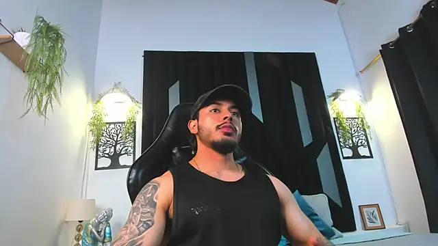 Justin WhiteJS online show from June 3, 2026, 11:33 am