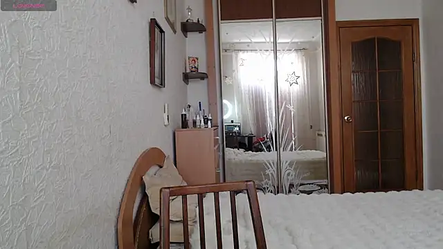 Yevgeshka-Milashka online show from January 13, 2026, 7:56 am