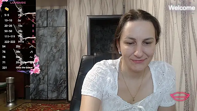 Yevgeshka-Milashka online show from December 3, 2025, 3:51 am