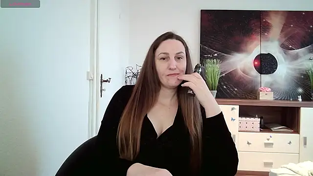 Yevgeshka-Milashka online show from February 19, 2025, 6:55 am