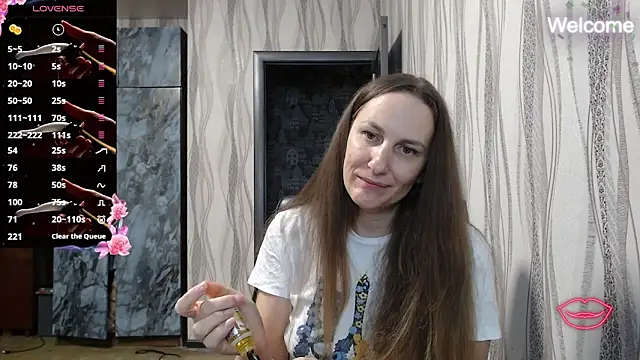 Yevgeshka-Milashka online show from October 20, 2025, 6:08 pm