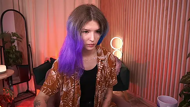 Lain Root online show from June 16, 2026, 5:51 am