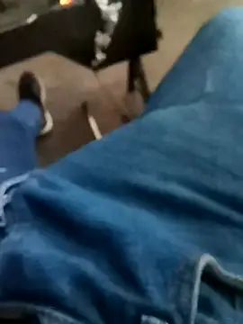 Snapshot of Singlemaleforcouples chatting on December 8, 2024, 11:46 am Singlemaleforcouples online show from December 8, 2024, 11:46 am