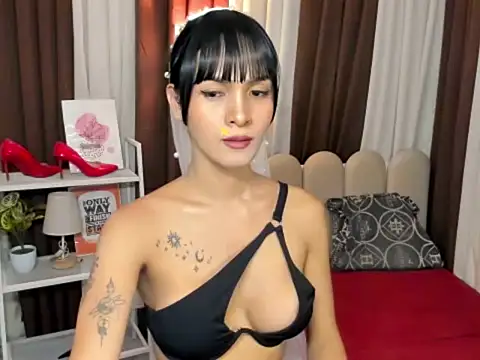 Snapshot of XxBeautyxX chatting on July 9, 2026, 8:26 am XxBeautyxX online show from July 9, 2026, 8:26 am