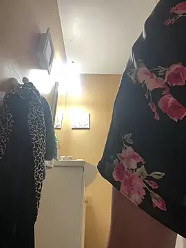 Snapshot of smoothkissx chatting on March 13, 2025, 12:05 am smoothkissx online show from March 13, 2025, 12:05 am