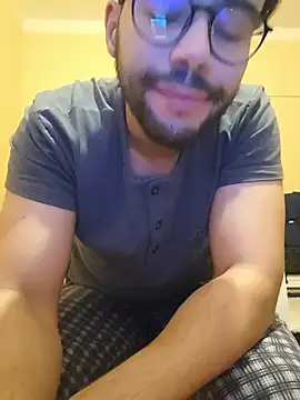 gapelover08 online show from June 7, 2026, 8:47 pm