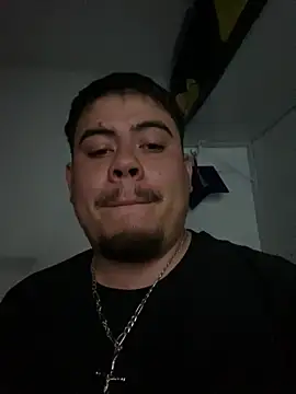 whitechocolatecandy1 online show from June 3, 2026, 3:18 am