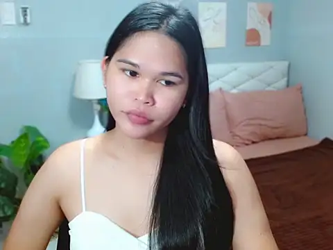 Snapshot of AlianaFord chatting on June 22, 2026, 2:50 am AlianaFord online show from June 22, 2026, 2:50 am