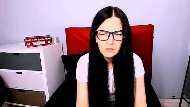 NadiaXlove online show from June 3, 2026, 2:29 pm