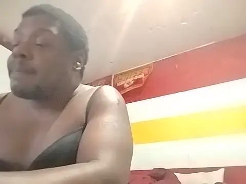 Cum0nm3Zaddy online show from June 11, 2026, 9:39 am
