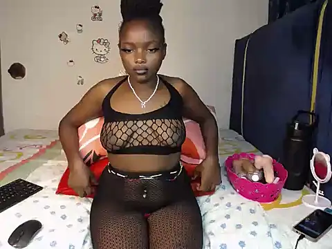 Snapshot of EMMAISBELLA chatting on July 31, 2026, 2:58 pm EMMAISBELLA online show from July 31, 2026, 2:58 pm