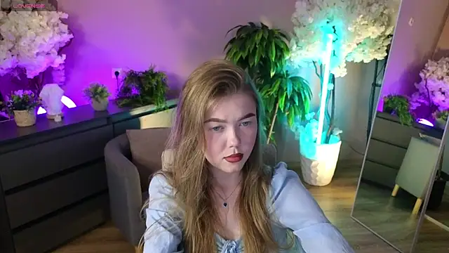 Lina deels online show from July 12, 2026, 6:53 pm