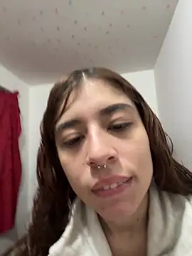 Cherry Luna1 online show from June 19, 2026, 12:38 am