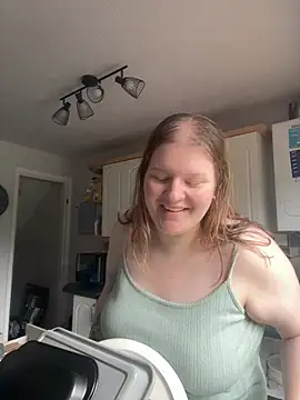 Curvy Vanilla online show from June 5, 2026, 11:49 am