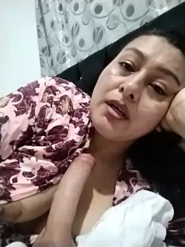 sussan sexymilf online show from August 8, 2026, 3:24 am