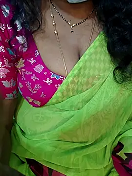 Snapshot of Luckypapa_telugu chatting on July 17, 2026, 6:32 am Luckypapa telugu online show from July 17, 2026, 6:32 am