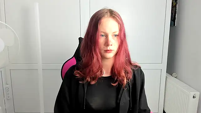 Snapshot of Skylar_spring chatting on July 6, 2026, 5:58 am Skylar spring online show from July 6, 2026, 5:58 am