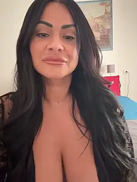BellaDolce  online show from June 20, 2026, 3:06 pm