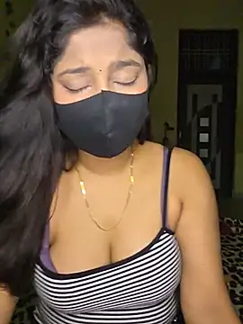 Aliya roy22 online show from June 13, 2026, 12:36 pm